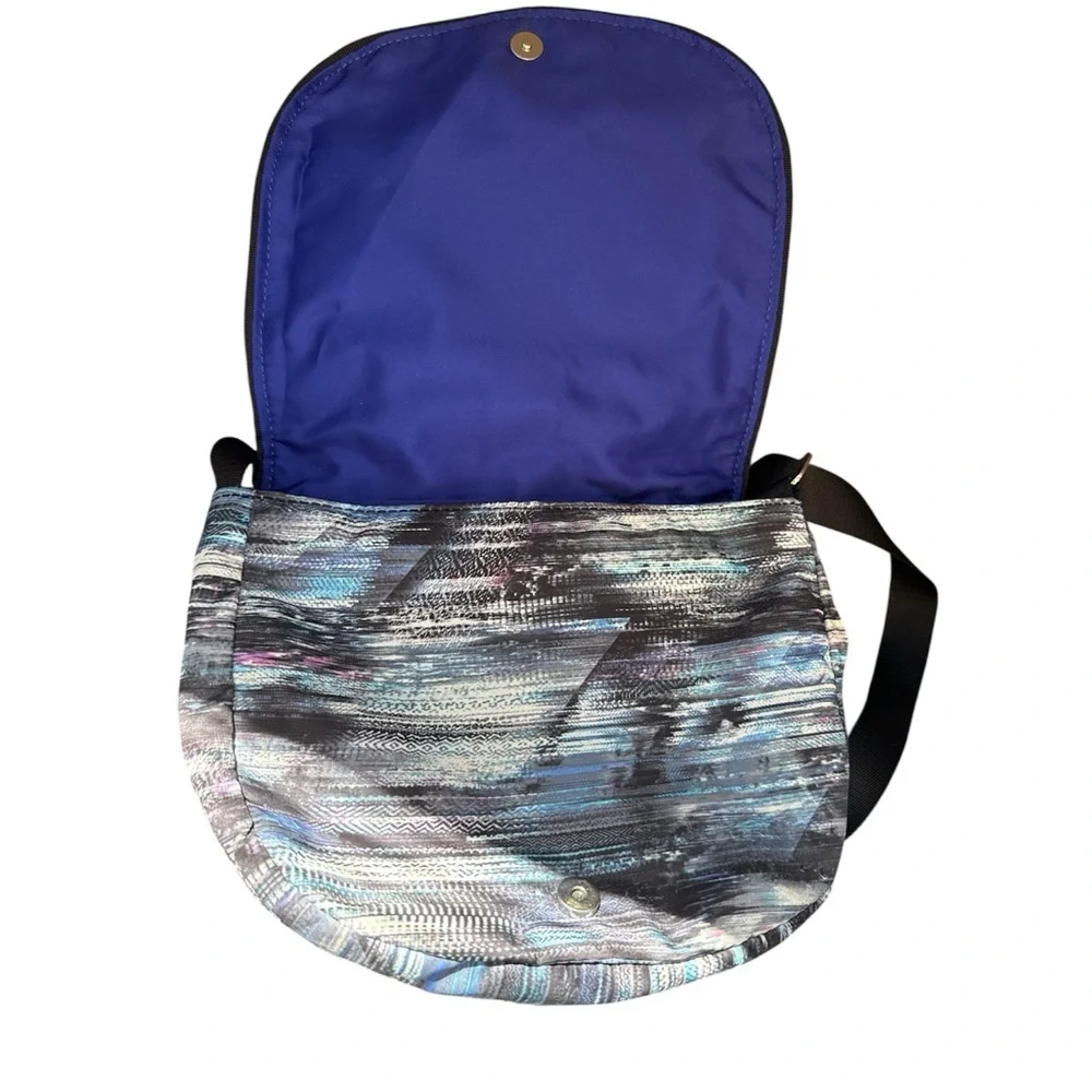 Ivivva By Lululemon Stylish Multicolor Shoulder Bag